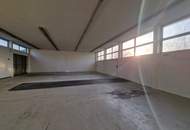 Raum für Wachstum: Lager- und Produktionsfläche mit Büro in Hard