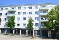 Renovierungsbedürftige 3-Zimmer-Balkon-Wohnung!