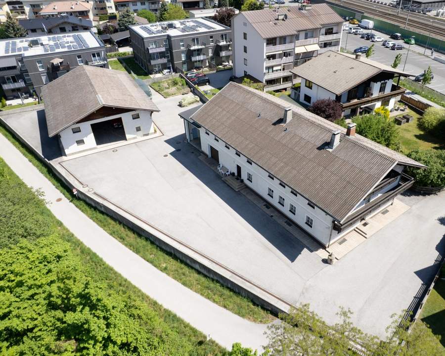 Vielseitiges Gewerbe- und Wohnareal in Brixlegg