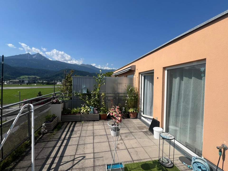 Attraktive 3 Zimmer-Maisonette-Wohnung mit Dachterrasse in Uninähe