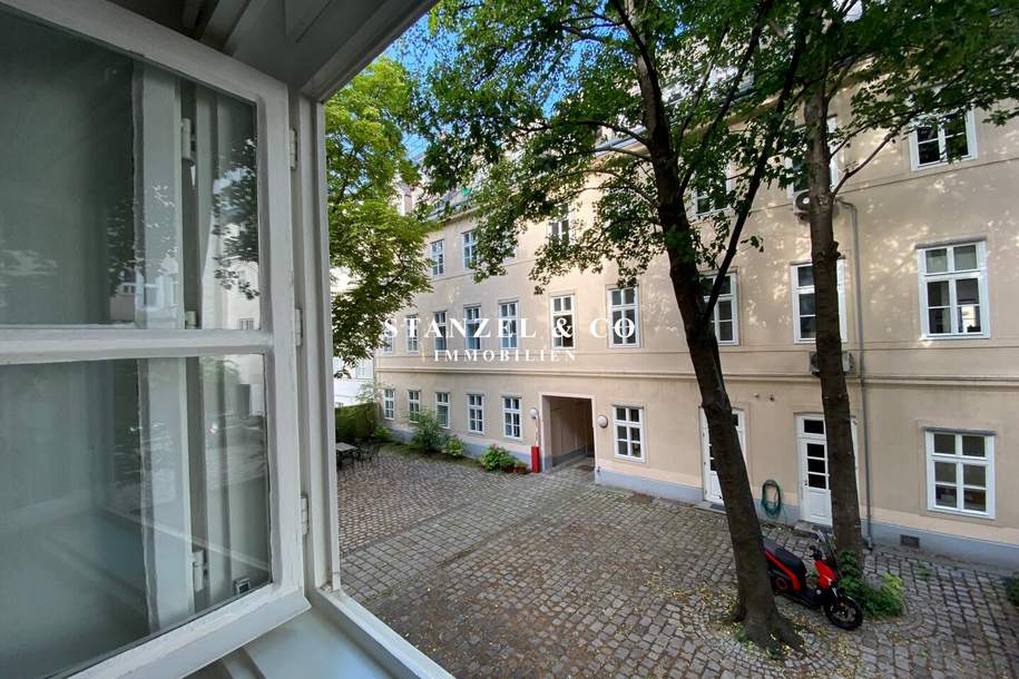 HOFSEITIGES BÜRO IN ROMANTISCHEM BIEDERMEIERHAUS ( BJ 1840 ), Gewerbeobjekt-miete, 866,67,€, 1070 Wien 7., Neubau