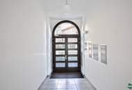 Helles Büro mit optimaler Verkehrsanbindung am Augarten