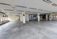 Geschäfts-, Gewerbe- und Bürogebäude im Zentrum