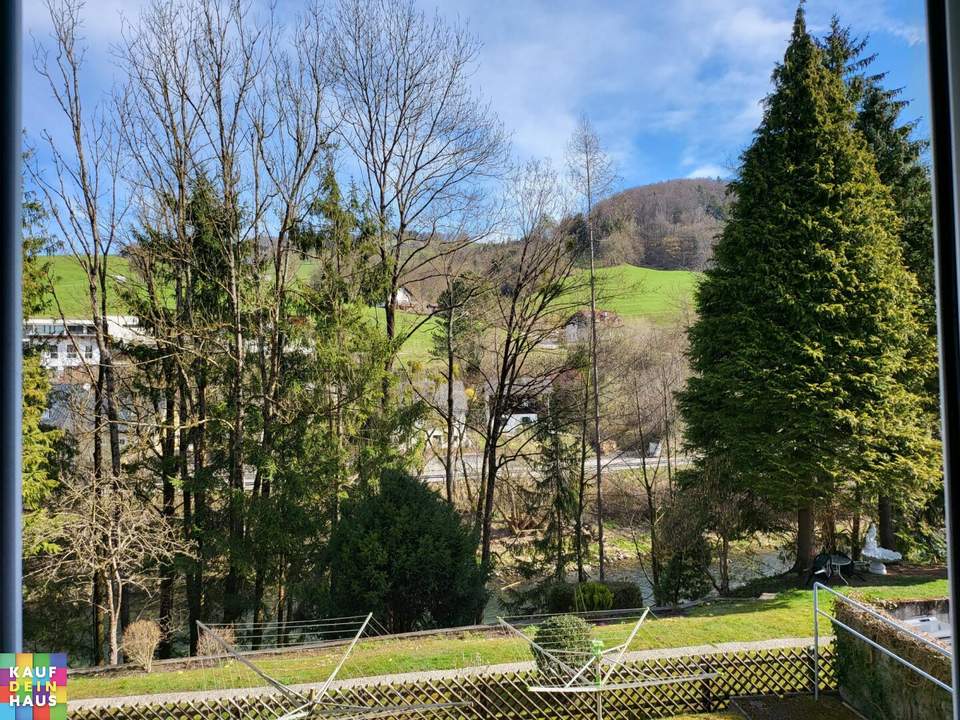 BASTLERHIT - MIETFREIE MONATE BEI SELBSTSANIERUNG!