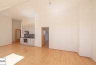 Großzügige, sonnige DG-Neubauwohnung mit hofseitiger Terrasse nahe Einkaufsstraße & U6 - ab 1.12.25!