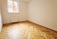 DACHGESCHOSS! MQ-Nähe, sonnige 95 m2 Maisonette mit Terrasse, Wohnküche, 2 Zimmer, 2er-WG-geeignet, Galerie, Burggasse