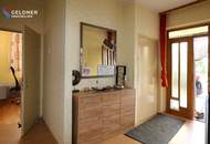 Solides Einfamilienhaus mit 3 Zimmer, Terrasse, großer Garten und 2 Garagen und Nebengebäude