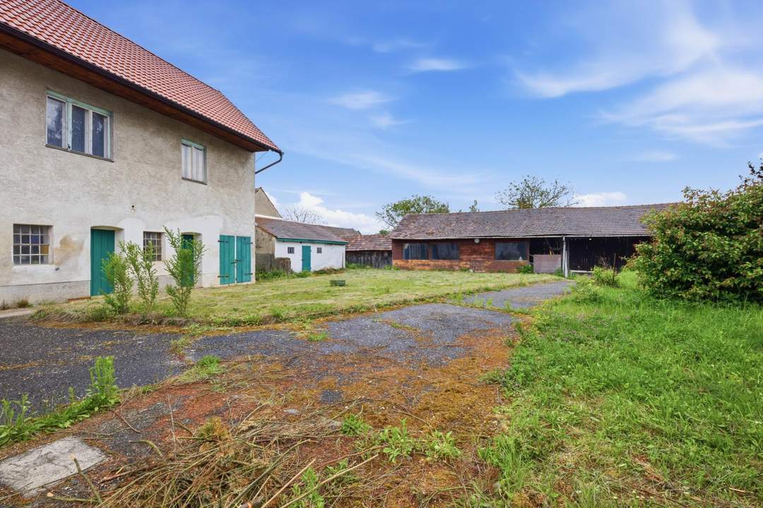Großzügiger Bungalow mit 1131 m² Grundstück und diversen Nebengebäuden – ideal für Hobbywerker!