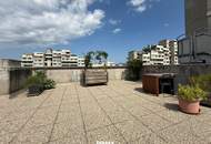 St.Peter Statement mit Dachterrasse – urban, architektonisch, top