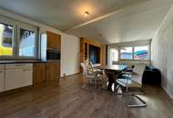 ZENTRAL, SONNIGER BALKON, STELLPLATZ - ALLES WAS MAN BRAUCHT!