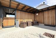 Kernsanierter Streckhof mit Salzwasserpool, großem Grundstück und außergewöhnlichen Wohnambiente in zentraler Dorflage