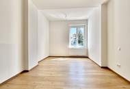 Lichtdurchflutete 89 m2! 2-Zimmer-Loft mit großzügigem Bad | Vollausgestattete Küche| Zwei Eingänge | Parkplatz inklusive