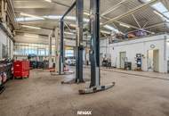 Autohaus mit Werkstatt und befestigten Ausstellungsflächen in Langenwang
