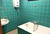 SANIERUNGSBEDÜRFTIGE WOHNUNG MIT POTENZIAL IM HIPPEN YPPENVIERTEL