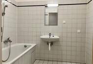 HELLE, bestens eingeteilte 2 ZIMMER WOHNUNG - BARRIEREFREI