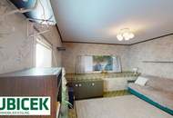 Grundstück mit Althaus am Stadtrand