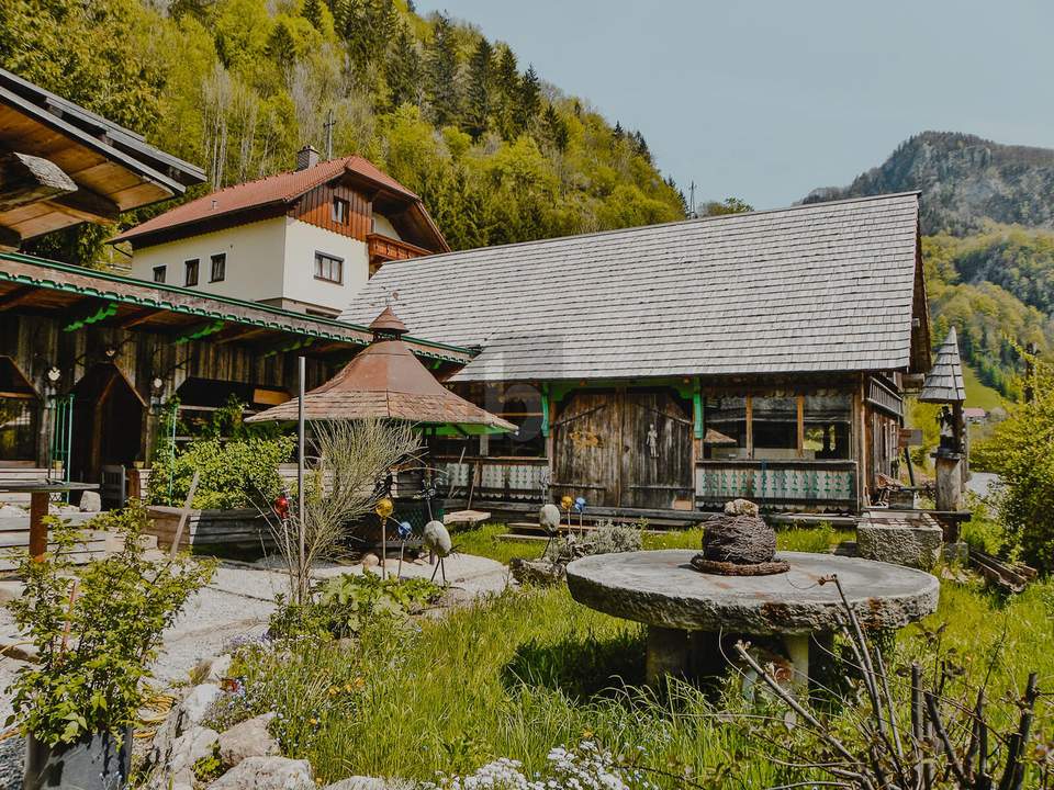 EINZIGARTIGE EVENTLOCATION VON 1370 ? GASTRONOMIE, FESTSAAL &amp; EIGENER ENNSZUGANG