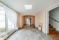 Villa mit Nebengebäude und Pool in Top-Ruhelage