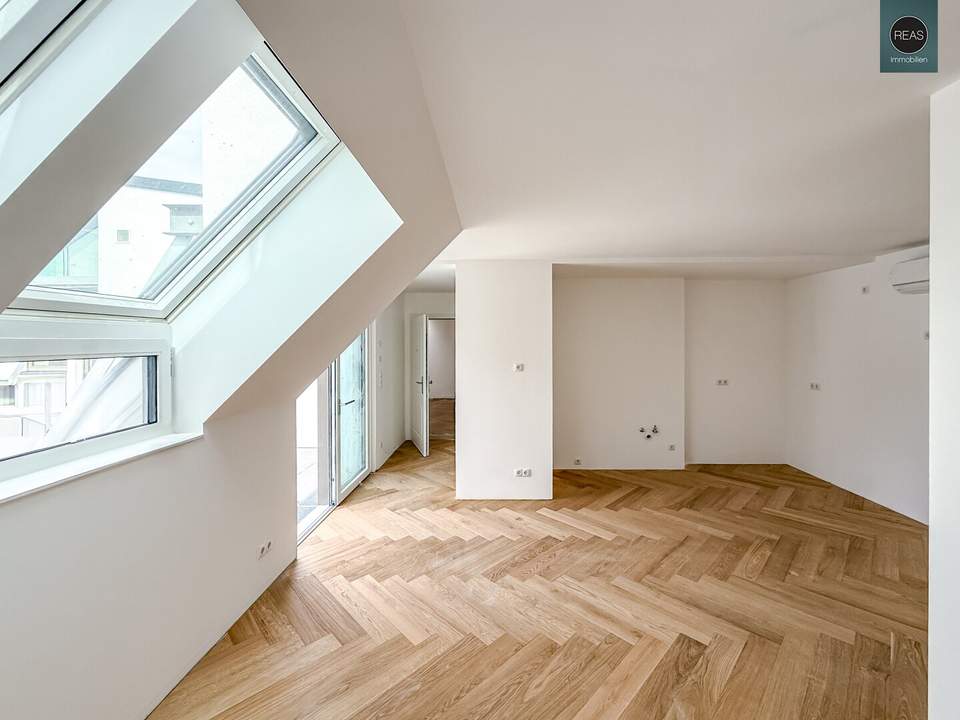 Elevate 1090 – Erstbezug: Luxus Dachgeschoss - Maisonette Wohnung (klimatisiert) mit Balkon und Terrasse nahe U6 Alser Straße, AKH!