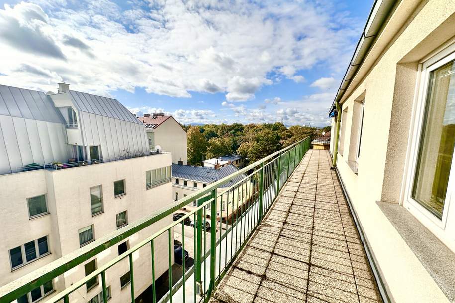 WOW Dachterrassenwohnung mit Cityview ++ 3-Zimmerwohnung mit Rundum-Terrasse ++ Top Lage ++ 15 Minuten bis zum Stephansplatz ++ Wunderschöne Aussicht ++ 6.Liftstock ++ Beste Infrastruktur!, Wohnung-kauf, 275.000,€, 1100 Wien 10., Favoriten