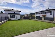 "Ein Haus, zwei Wohnungen – doppelte Chance!"