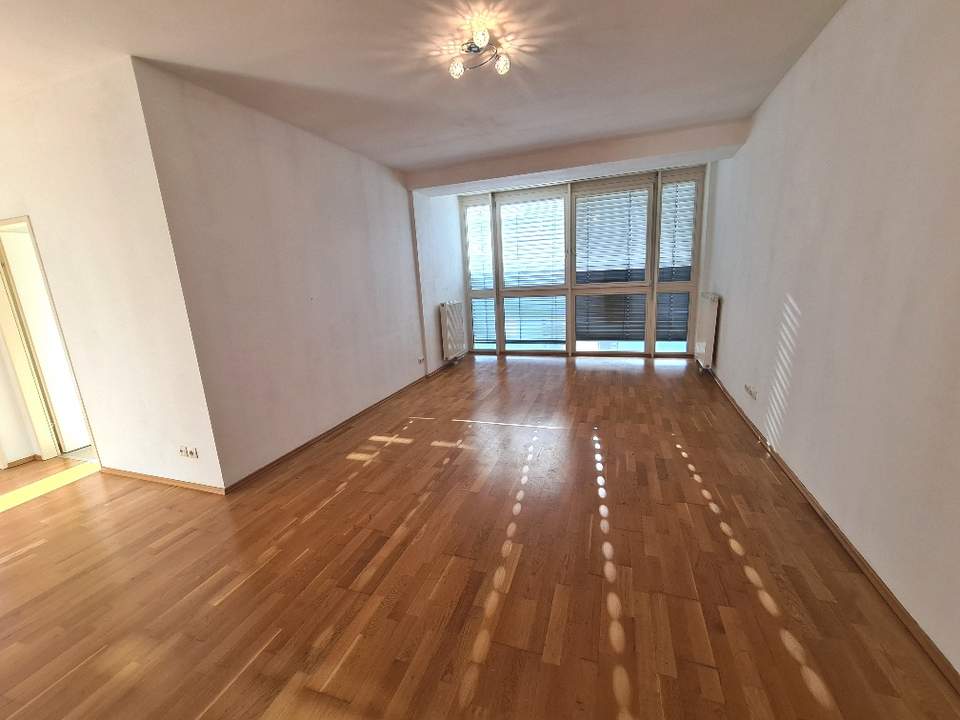 10. Helle und super aufgeteilte 2-Zimmer-Wohnung!