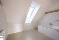 ** ab sofort; einzigartige 3 Zimmer Maisonette Dachgeschoss Wohnung // Nähe Johann-Nepomuk-Vogl-Platz // Währing **