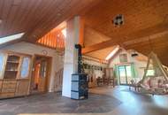 Mehrfamilienhaus mit Atelier, großem Grundstück und Fernblick ins Piestingtal