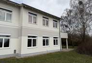 Bürogebäude nahe Haubiversum – Arbeiten mit Ötscherblick