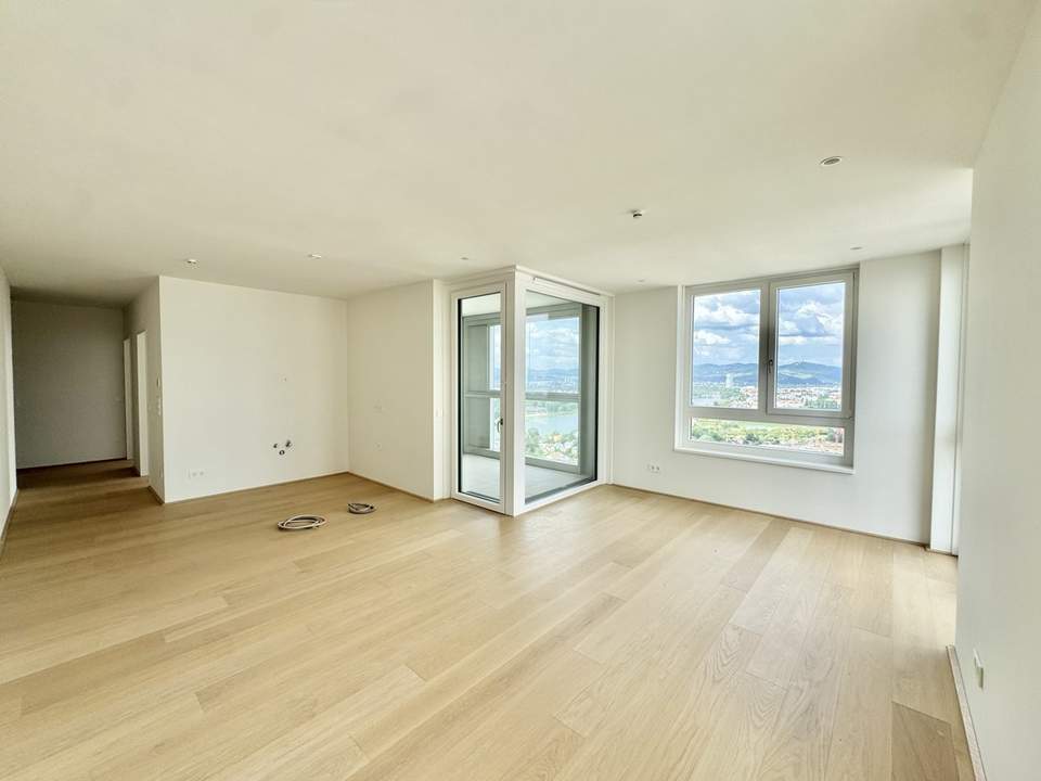 Stadtleben mit Weitblick und Pool: 3 Zimmer Hochhauswohnung zum Verlieben. Provisionsfrei und Erstbezug - U1 Kagran