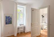 Gepflegte Altbauwohnung mit 2 Zimmern in zentraler Lage