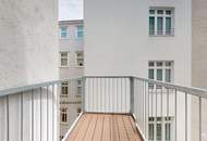 "Urban Oasis" - Rarität | Neubauwohnung in Jahrhundertwendehaus | 2 Balkone