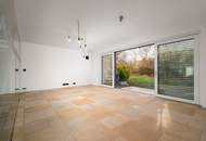 Baumeisterhaus in ökologischer Bauweise, Naturgarten, Photovoltaik