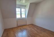 Grünruhelage, gepflegte 3 Zimmer Dachgeschoss Wohnung um €234.990