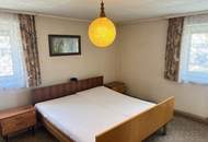 Großzügiges Grundstück mit Bestandsgebäude