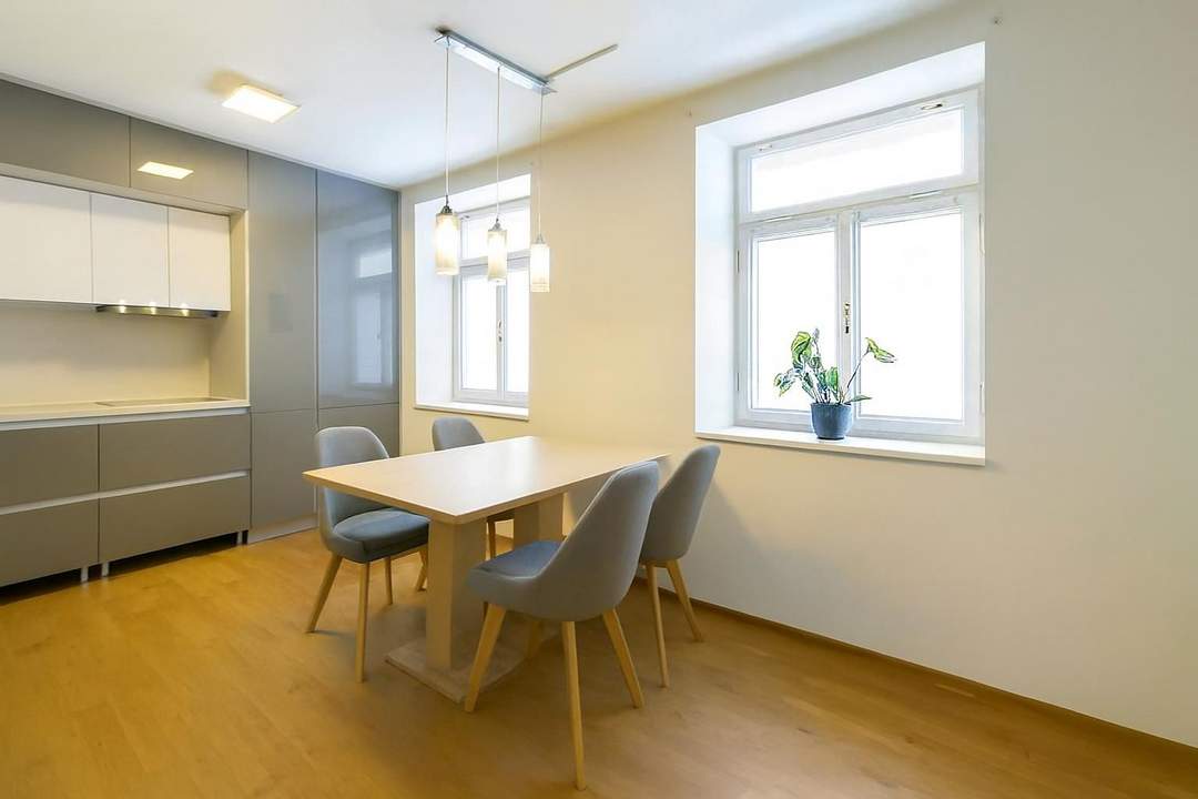EIGENGARTEN UND TERRASSE: Top-moderne, hochwertig ausgestattete Neubauwohnung am Leopoldauer Platz