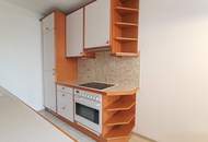 LAGE! Ruhig und Grün - zentral in Mariahilf - 2 Zimmer, Loggia, separate Küche, KFZ-Stellplatz möglich
