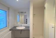 Wohnen über den Dächern: 4 Zimmer, Terrasse &amp; Klimaanlage