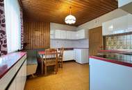 Einfamilienhaus mit Nebengebäude, Doppelgarage und großem Potenzial zur individuellen Gestaltung