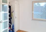 Energieeffizientes Einfamilienhaus mit großem Garten in zentraler Lage