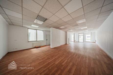Investitionsmöglichkeit! Zinshaus mit Wohn & Geschäftsflächen – Zentrale Lage in Horn, Gewerbeobjekt-kauf, 490.000,€, 3580 Horn