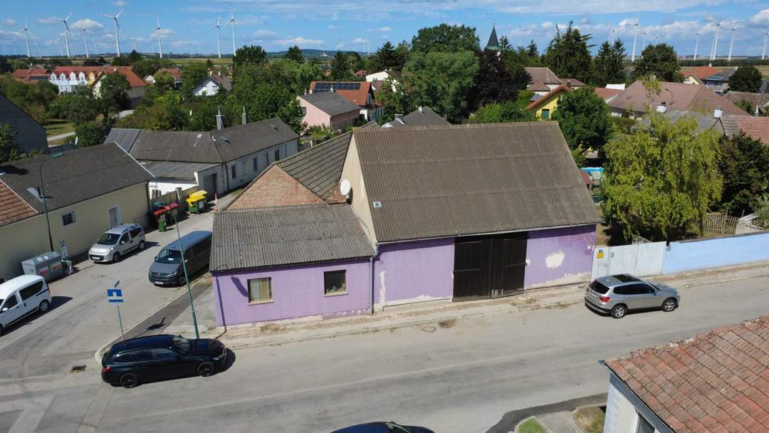 Charmantes Einfamilienhaus mit Garten, Lagerhalle und modester Ausstattung in Pachfurth!