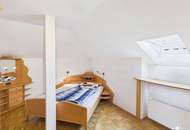 Zentrale Dachgeschoßwohnung mit großzügiger Terrasse. Stellplatz. Spittal an der Drau.