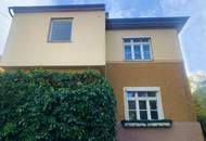 Gediegene Stadtvilla in gutem Originalzustand mit schönem Garten