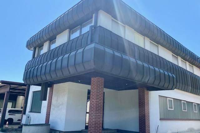 Bürogebäude mit Halle in Zentrumslage! Sofort verfügbar!, Gewerbeobjekt-miete, 4.070,00,€, 2640 Neunkirchen