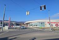 Geschäftslokal mit ca. 500m2 zum Kauf in Baden gegenüber von Eurospar