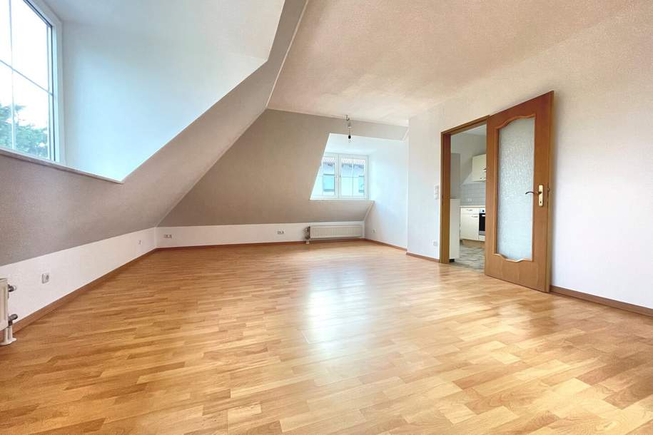 3-Zimmer Dachgeschoss-Wohnung in Tulln, Wohnung-miete, 946,00,€, 3430 Tulln