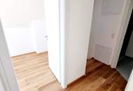 Fire Sale! Happy to be here! WOW - Cooles Townhouse mit Garten! Erdwärme + Absolute Ruhelage + Tiefgarage + Ideale Süd Ausrichtung! Nachhaltig und zukunftssicher investiert!