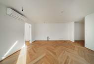 STOCK IM WEG - Dacherstbezug mit Balkon, Fitness & Garage