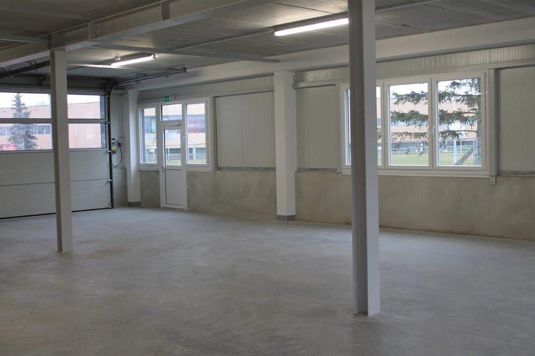 Multifunktionale Gewerbehalle